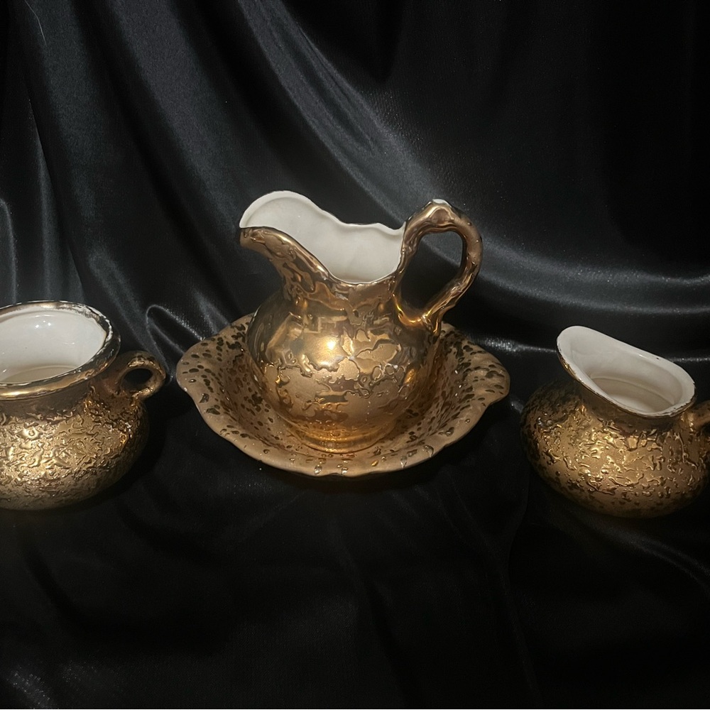 American Bisque Co. 22kt Gold collection